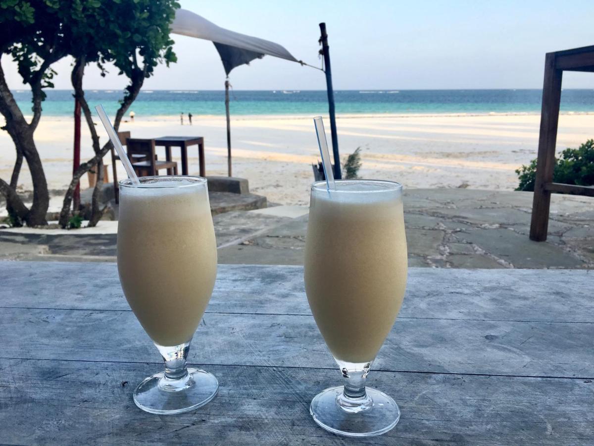 Eleven Pearl Boutique Hotel & Spa ディアニ・ビーチ エクステリア 写真